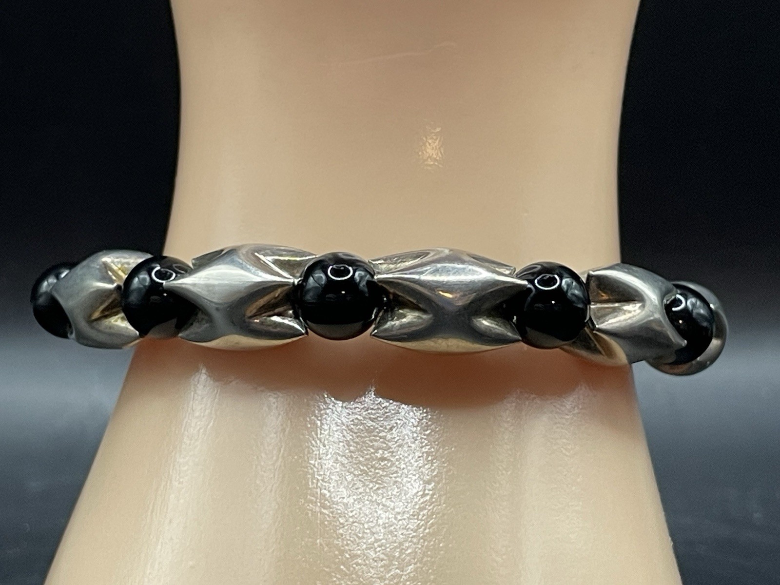 Vintage 925 Sterling Silver Black Tourmaline? Beaded Bracelet 6″