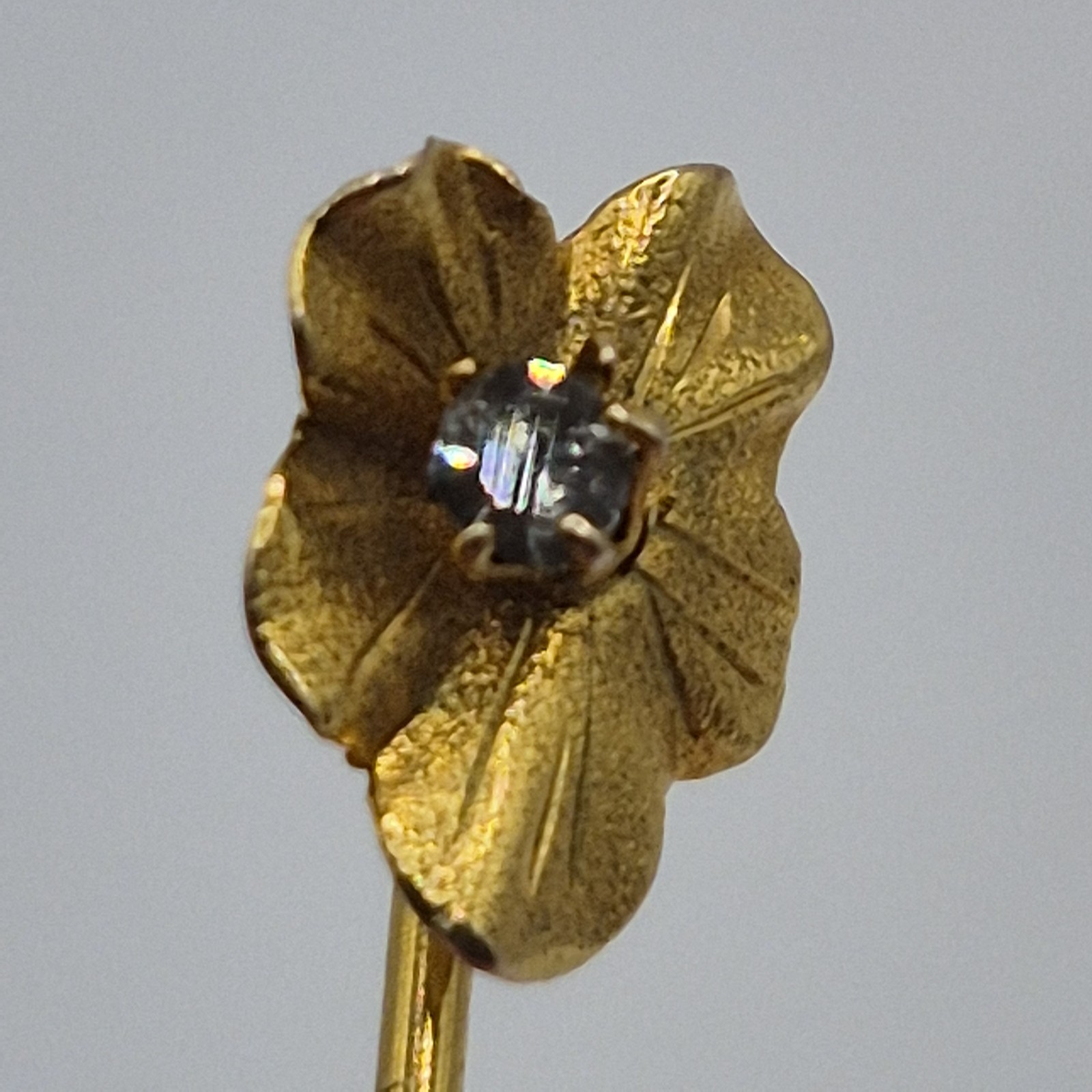 Vintage Yellow Gold Filled GF Unmarked Leaf Flower Rhinestone Stick Lapel Pin