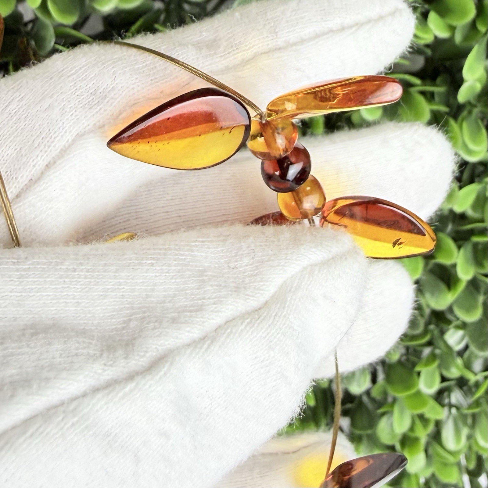 Genuine Baltic Amber Honey Polished Leaf Floral Boho Statement Wire Necklace