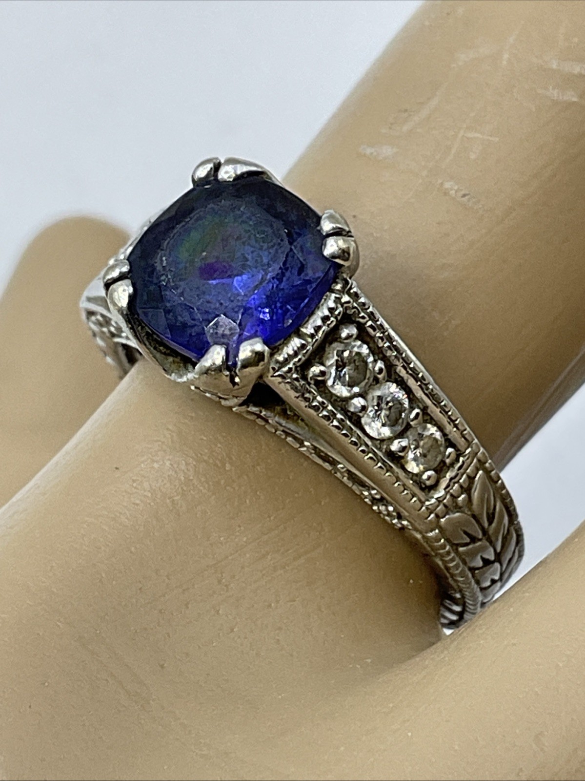 Ladies Ring Solid 14K White Gold Cushion Blue Stone & Diamonds VINTAGE HANDMADE