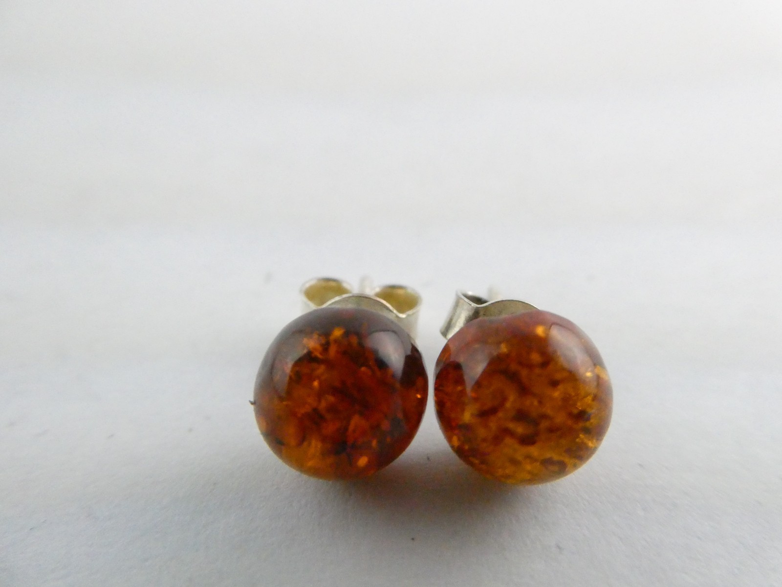 Vintage Sterling Silver Baltic Amber Stud Earrings 925 TWO DIFFERENT COLORS 8mm
