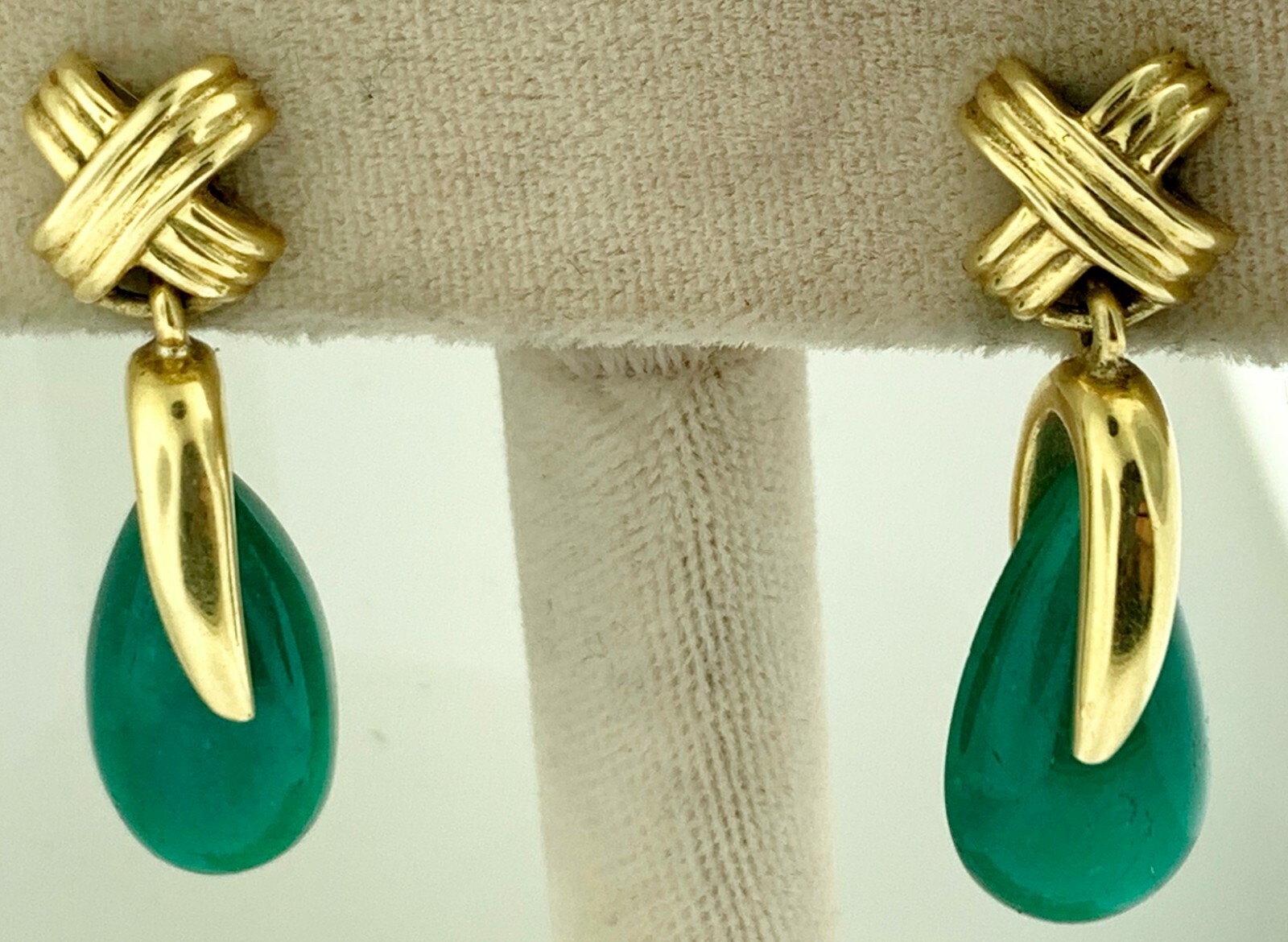 CERTIFIED NATURAL COLOMBIAN EMERALDS 17.5 CTS IN 18K GOLD FINE EARRINGS~$8,015.0