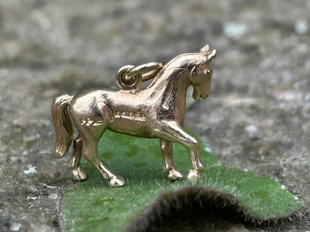 Vintage 9k Gold Horse Stallion Equestrian Charm Pendant