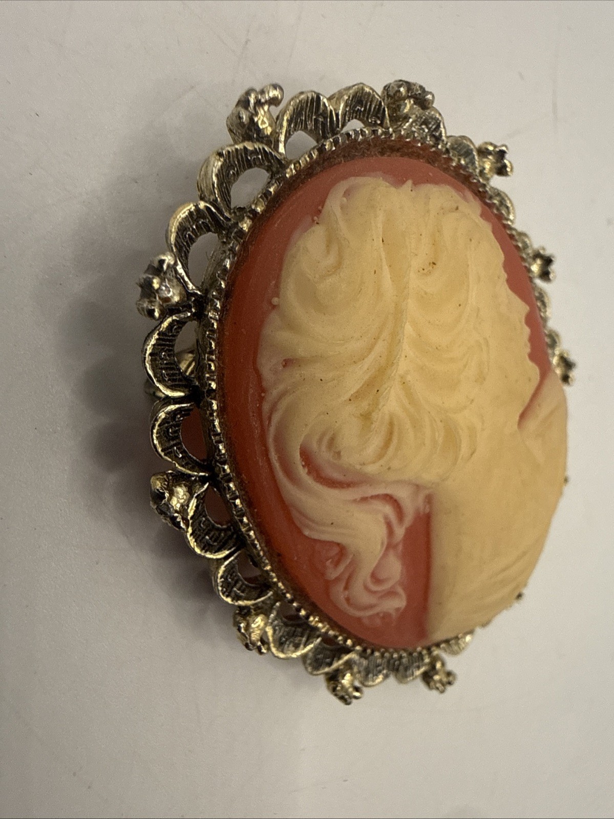 Vintage Gold Tone Cameo Woman Brooch Pin Cream Lady on Orange Back Signed Gerrys