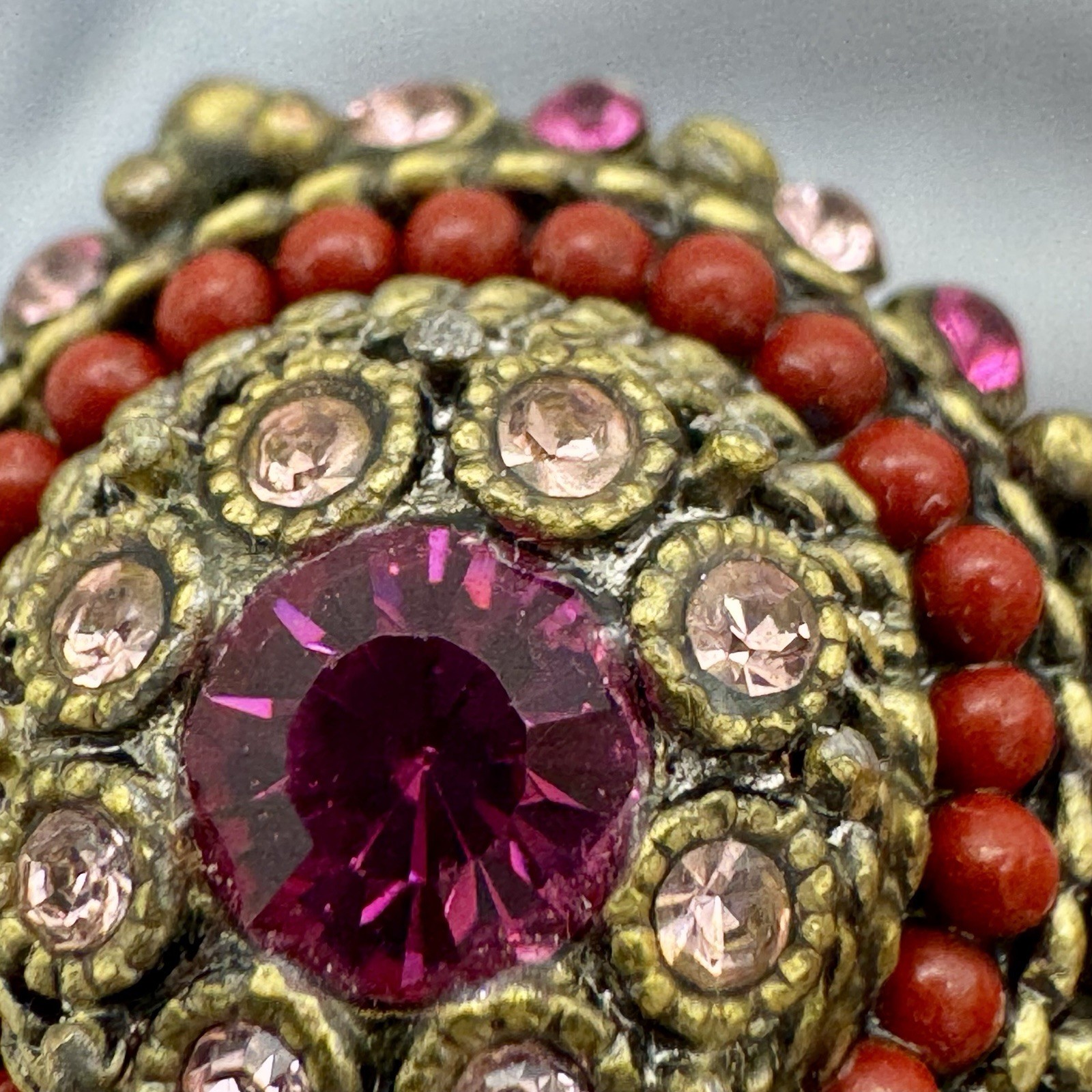 VTG Bronze Crystal Rhinestone Pierced Hinge Back Earrings Lt Rose Fuchsia Red