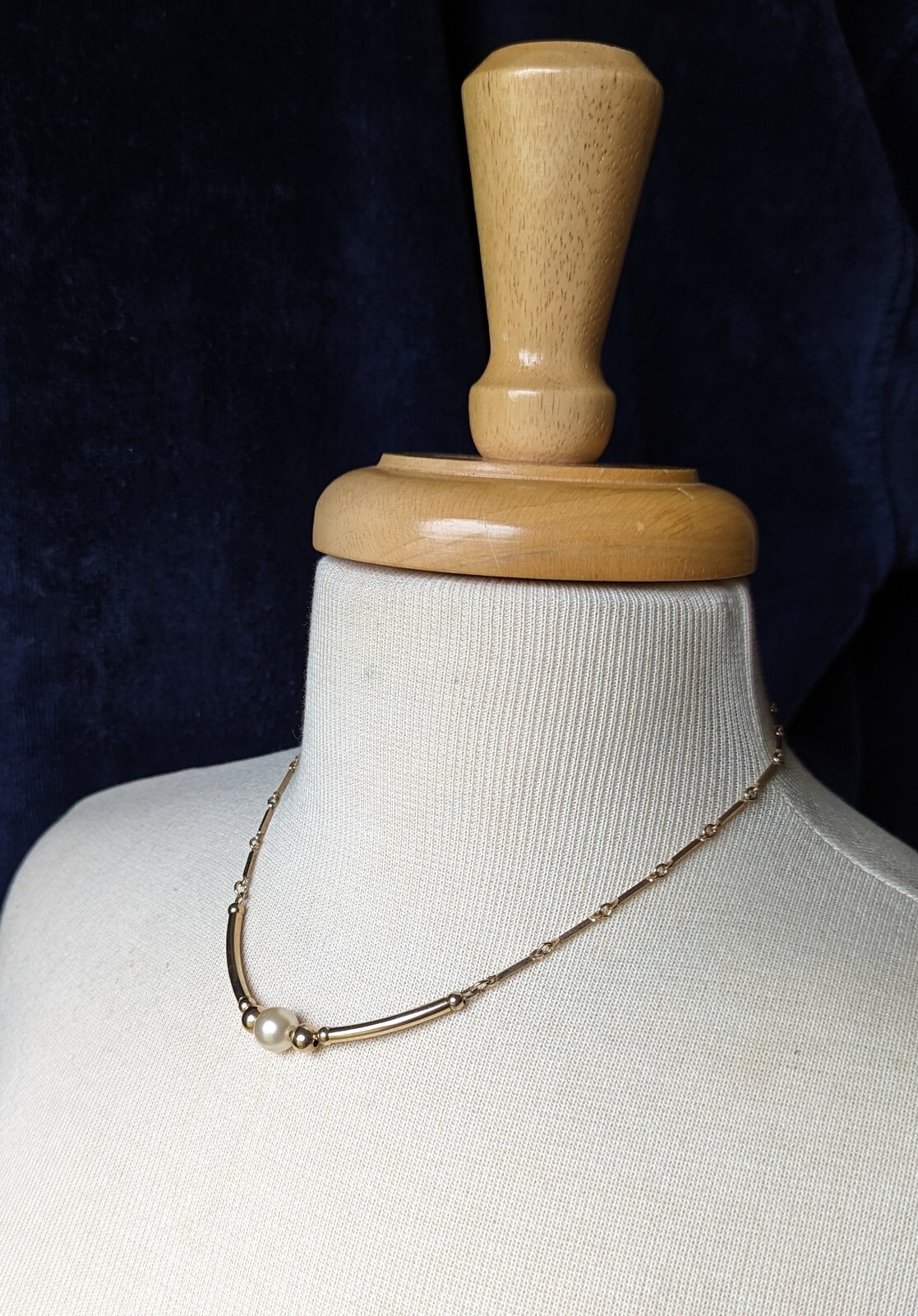 Sarah Coventry Gold Tone Station Bar Round Faux Pearl Bead 16″ Link Necklace