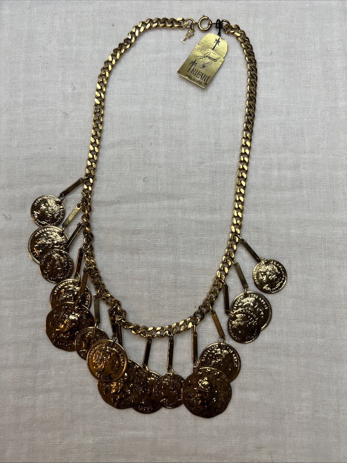 VTG Crown Trifari Jewels Antique Gold Roman Coin Demi Parure Set NOS 1978-85