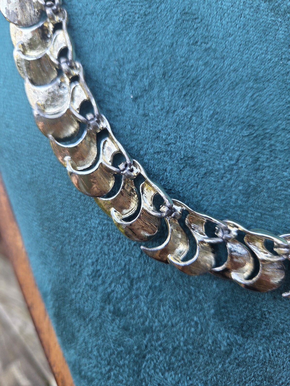 Vintage Gold Tone Collar Necklace Shepherds Hook Clasp