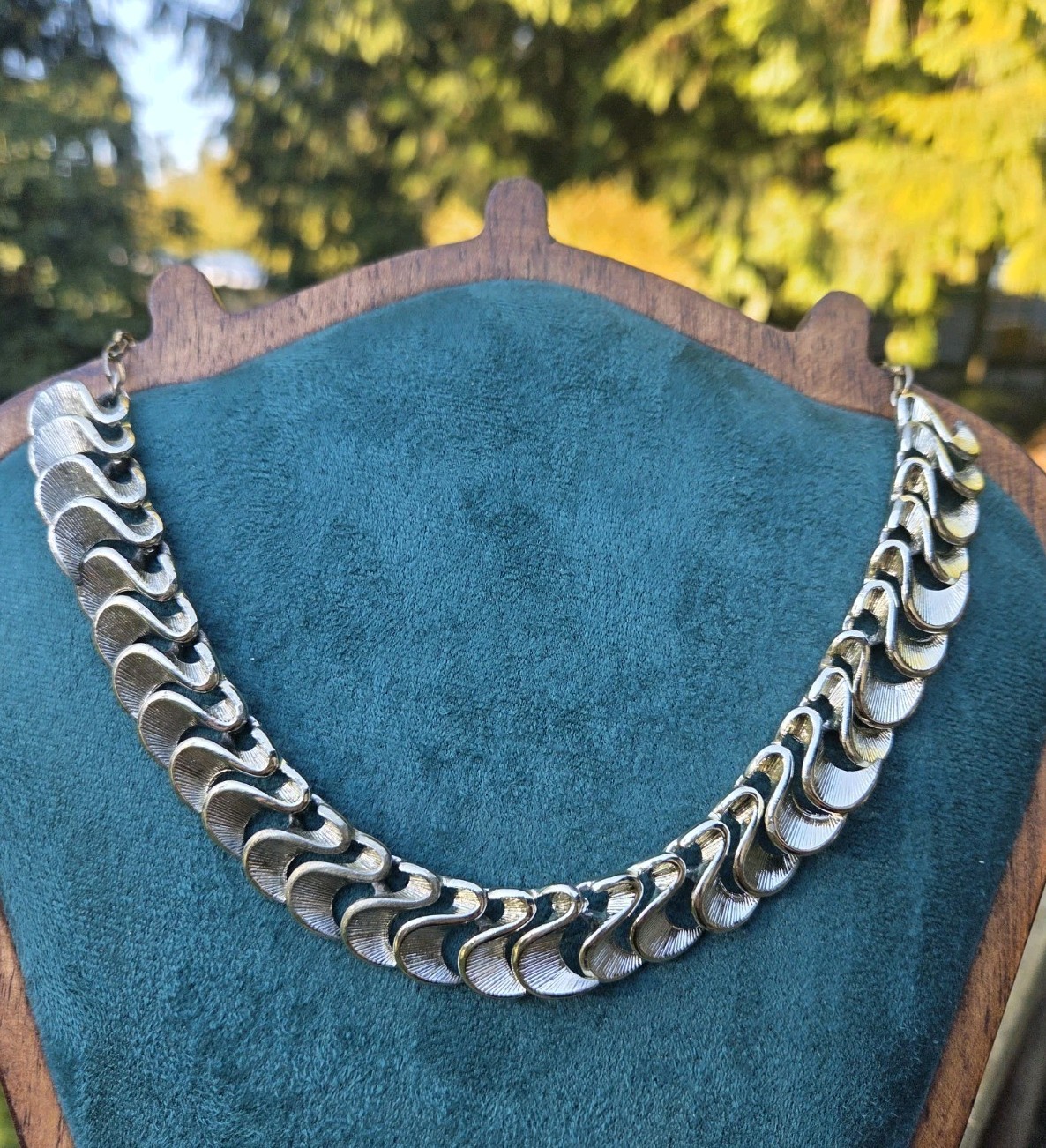 Vintage Gold Tone Collar Necklace Shepherds Hook Clasp