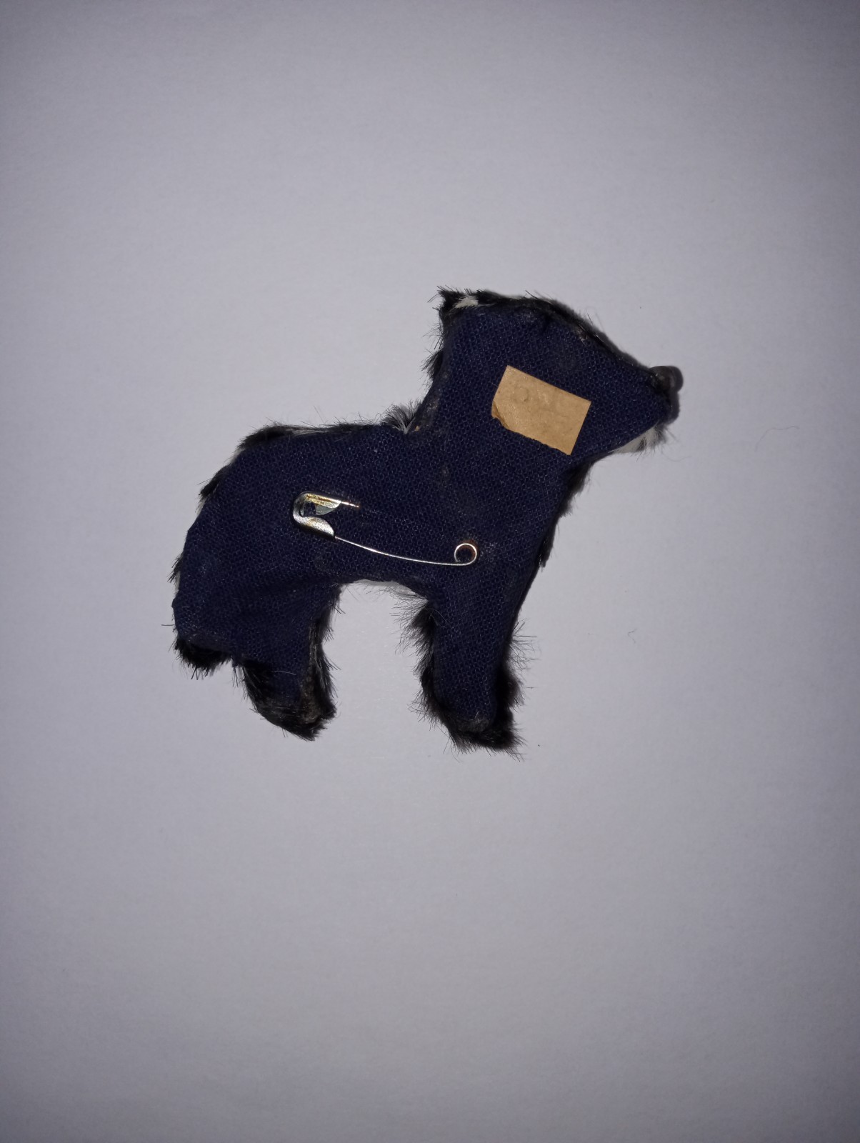 Vintage Artisan 2 1/4″ Faux Fur African Wild Dog Black And White Brooch