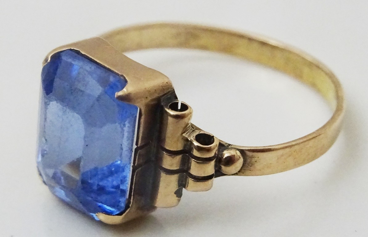 Vintage 9 karat Gold and Blue Glass Handmade Ring
