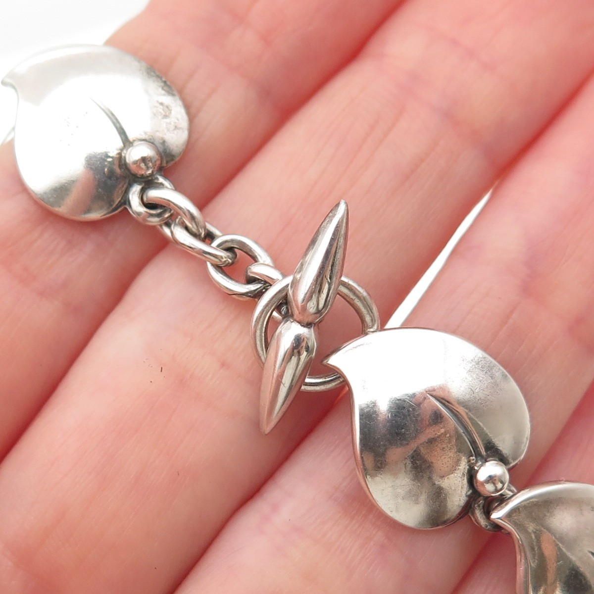 N.E From 925S Sterling Vintage Denmark Modernist Floral Heart Chain Necklace 14″