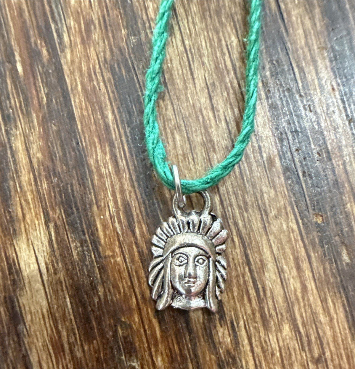 NATIVE AMERICAN INDIAN CHARM Dainty Green Hemp Cord Boho Tibetan Silver Tone