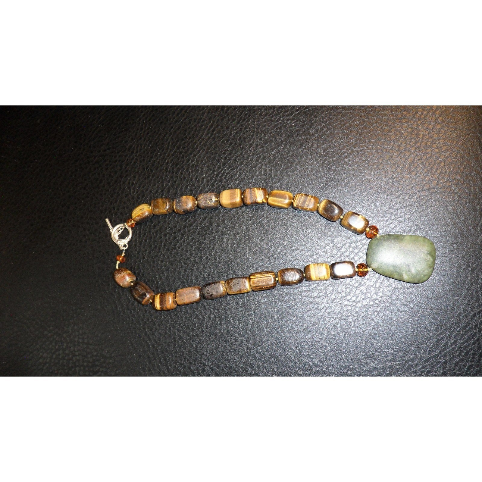Stunning Vintage Tiger Eye Square Cut Jade ? 17″ Necklace Choker