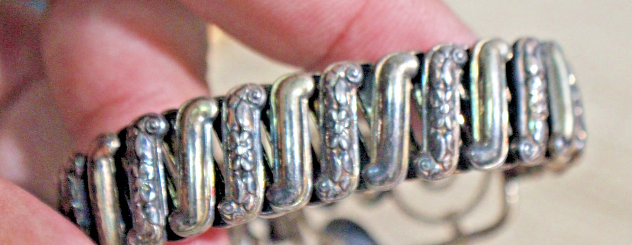 Wonderful L.S. Co Lustern 12k Gold Filled On Sterling Expansion Women Bracelet