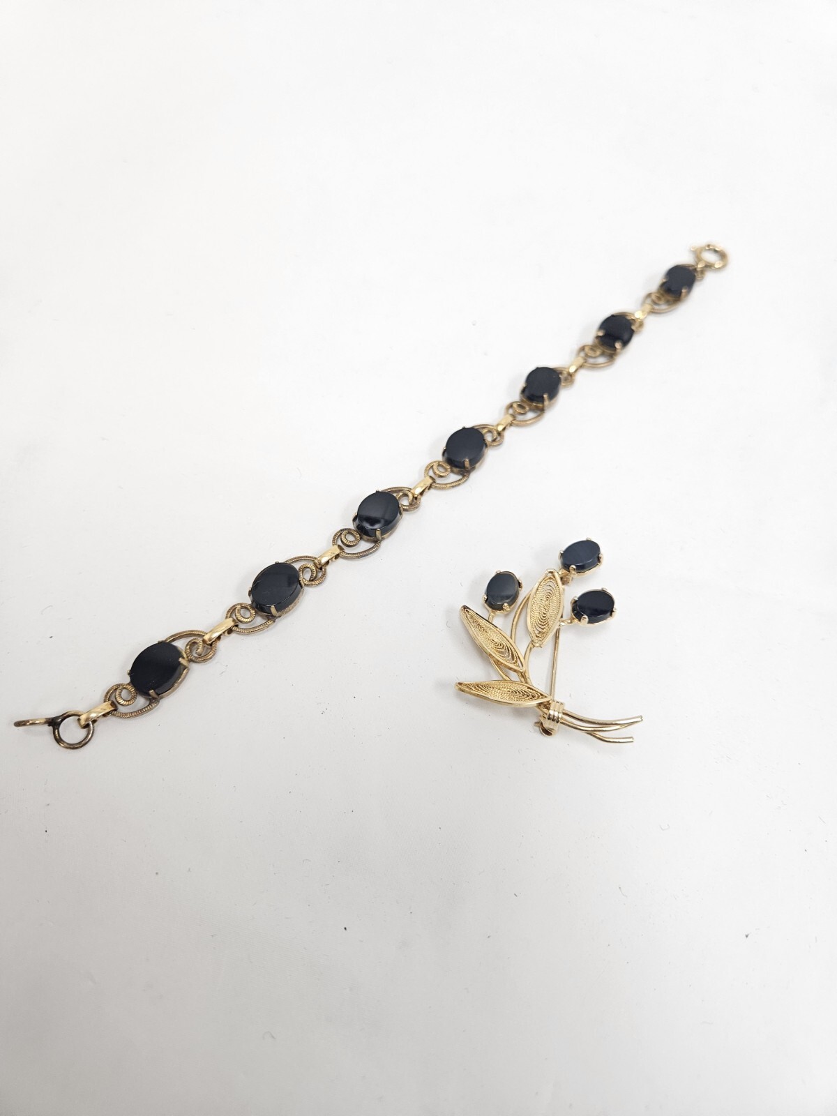 Vintage 12K Gold Filled Brooch/Pin & Bracelet Set Burt Cassell Onyx Stones