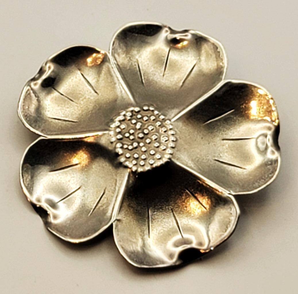 Vintage Stamped NE (Neil Erik) STERLING Denmark FLOWER Shape Brooch 4.08g