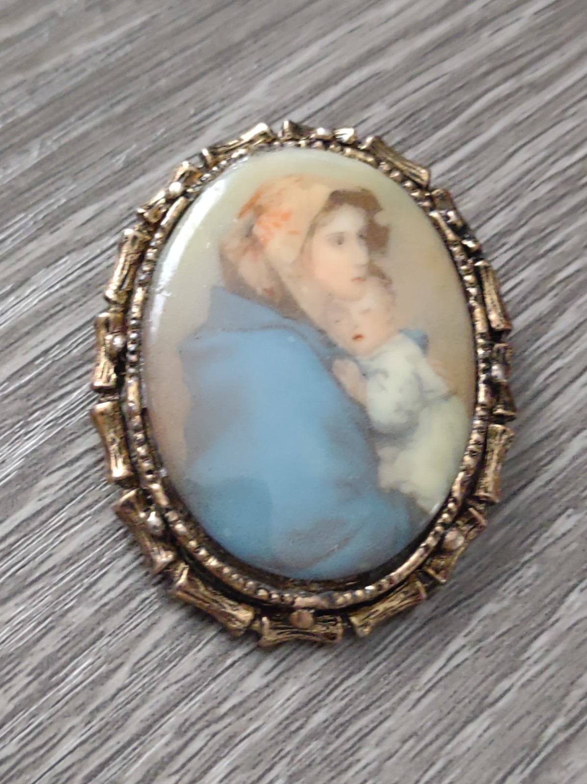 Vintage Madonna And Child Brooch Pin Pictorial Porcelain Mother And Baby