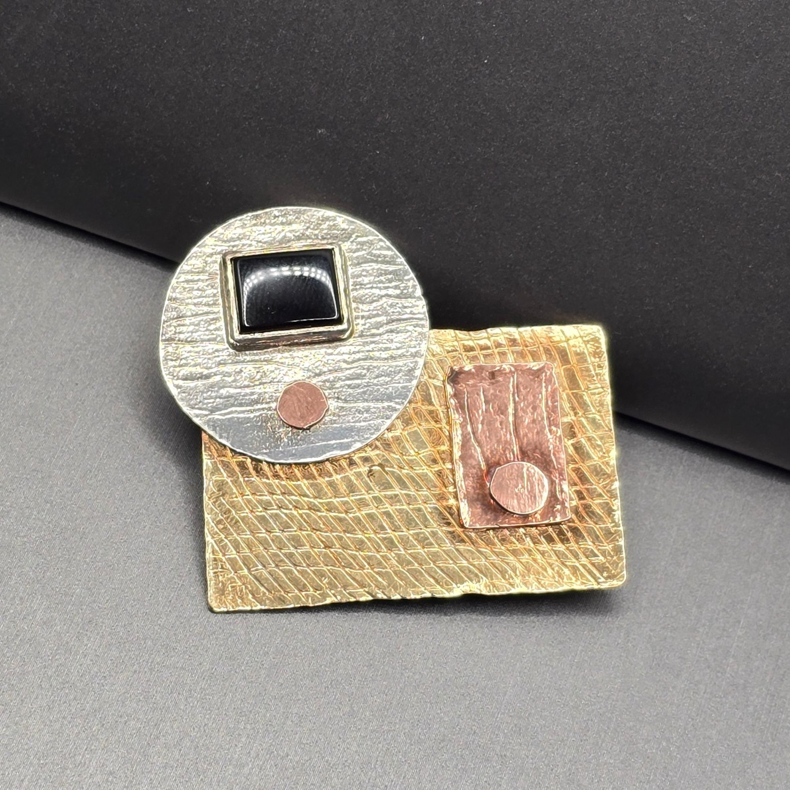 Vintage Kim Modernist Mixed Metals Brooch Copper Brass Silver Black Onyx Pin