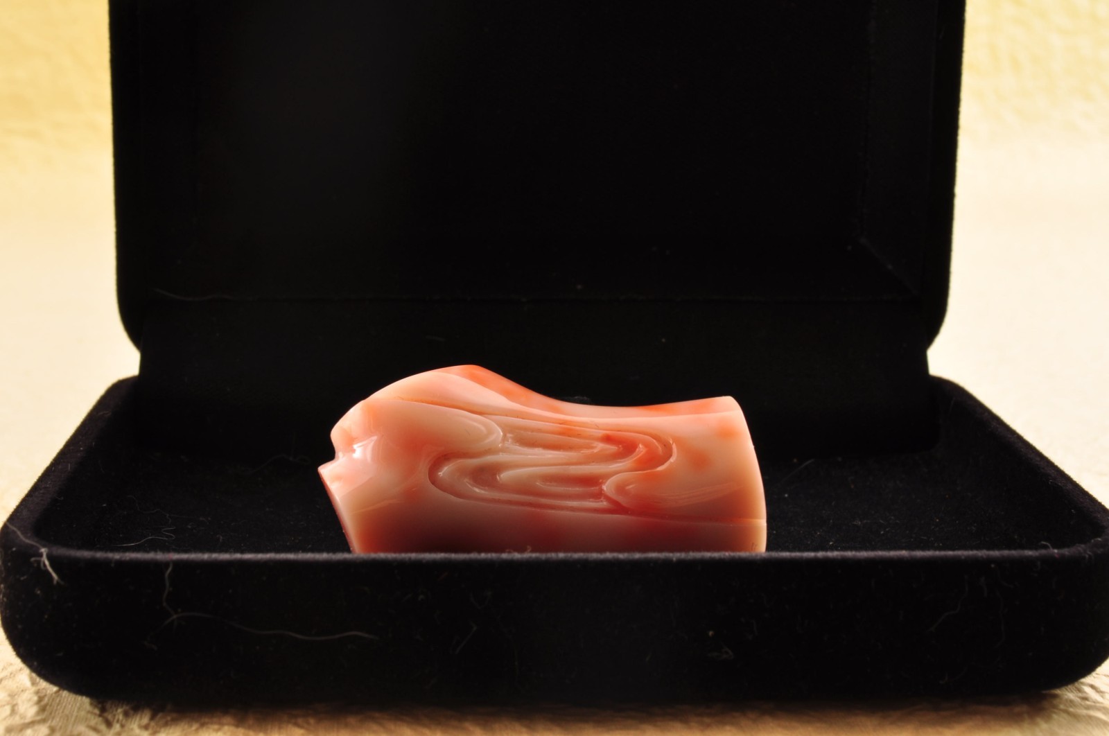 Vintage pink coral OBIDOME “running water” Certificate, (39mm (1.53in) 64.5ct).