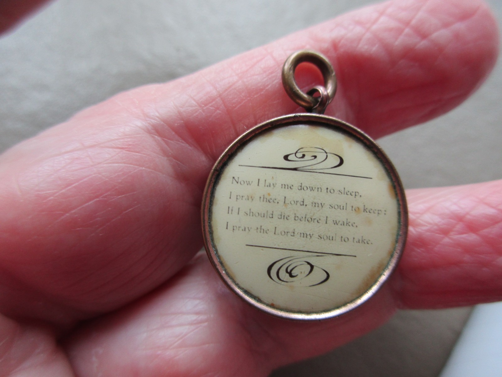 ANTIQUE EDWARDIAN ART DECO GOLD FILLED CHILDS PRAYER FOB LOCKET CHARM PENDANT UK