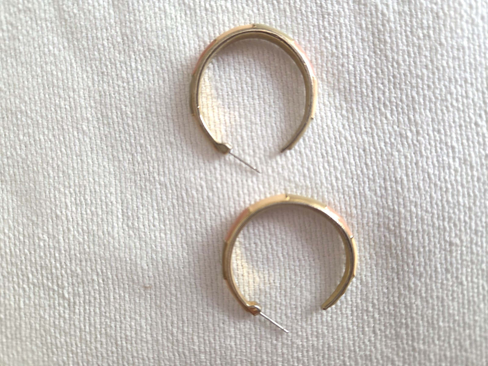 Vintage Express Gold Toned Pierced Hoop Earrings With Muted Pink & Green Enamel