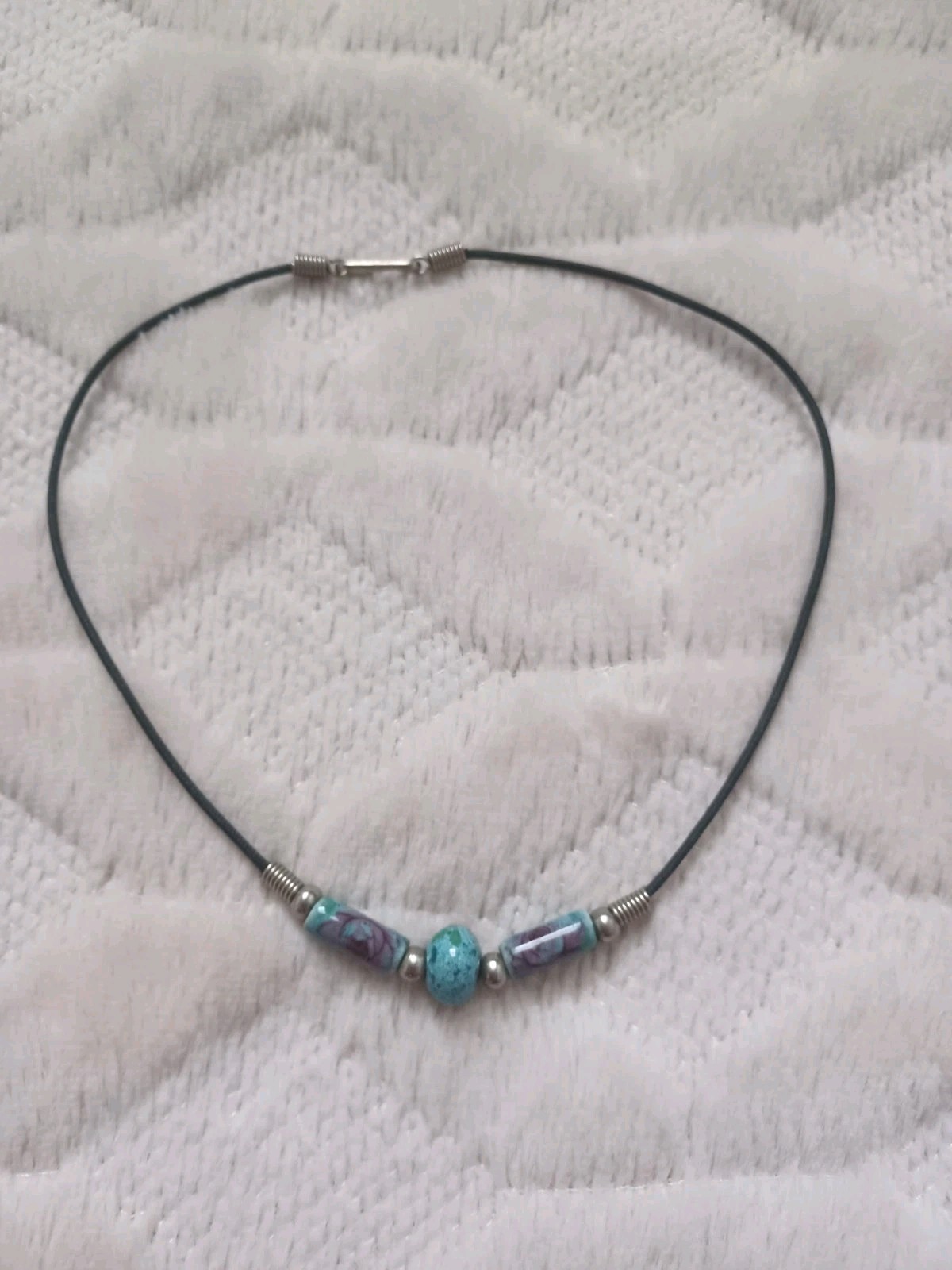 Vintage 90’s Y2K Early 2000’s Style Blue Ceramic Bead W Rose Choker Necklace