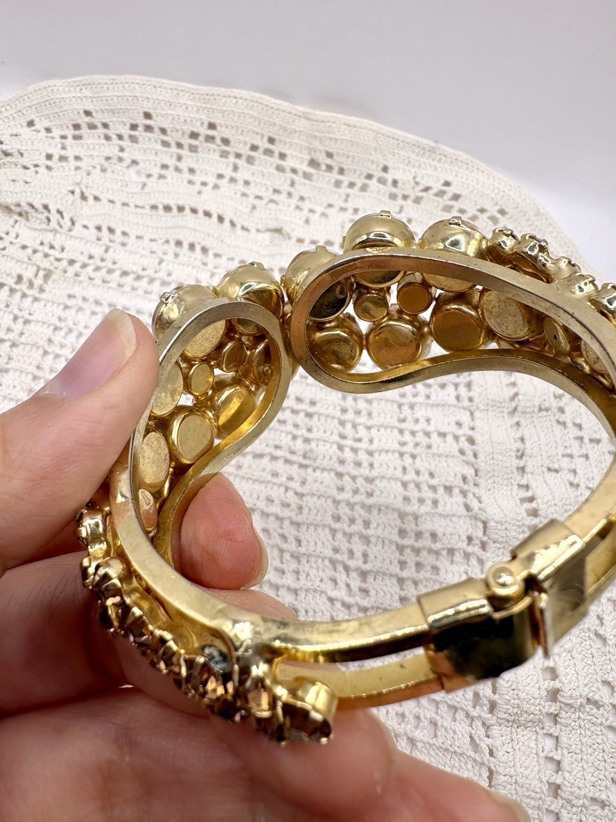 Verified Juliana Delizza And Elster Copper Fluss Milk Glass Clamper Bracelet