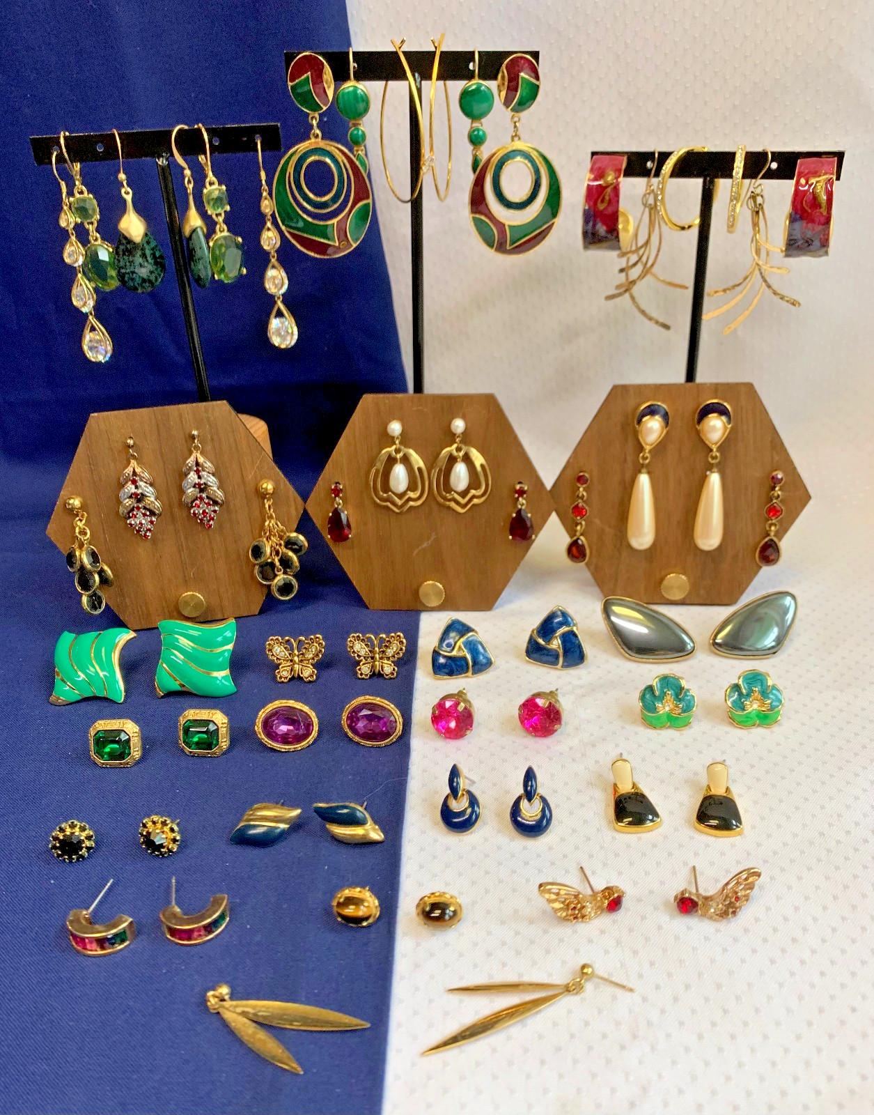 Vtg Earring Lot Costume Jewelry Enamel Faux Pearl Tigers Eye Hematite Malachite