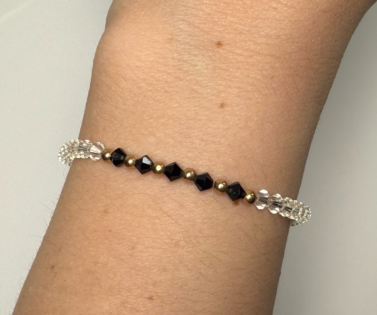 Vintage 14K Gold Bicone Black Clear Crystal Beaded 7” Bracelet