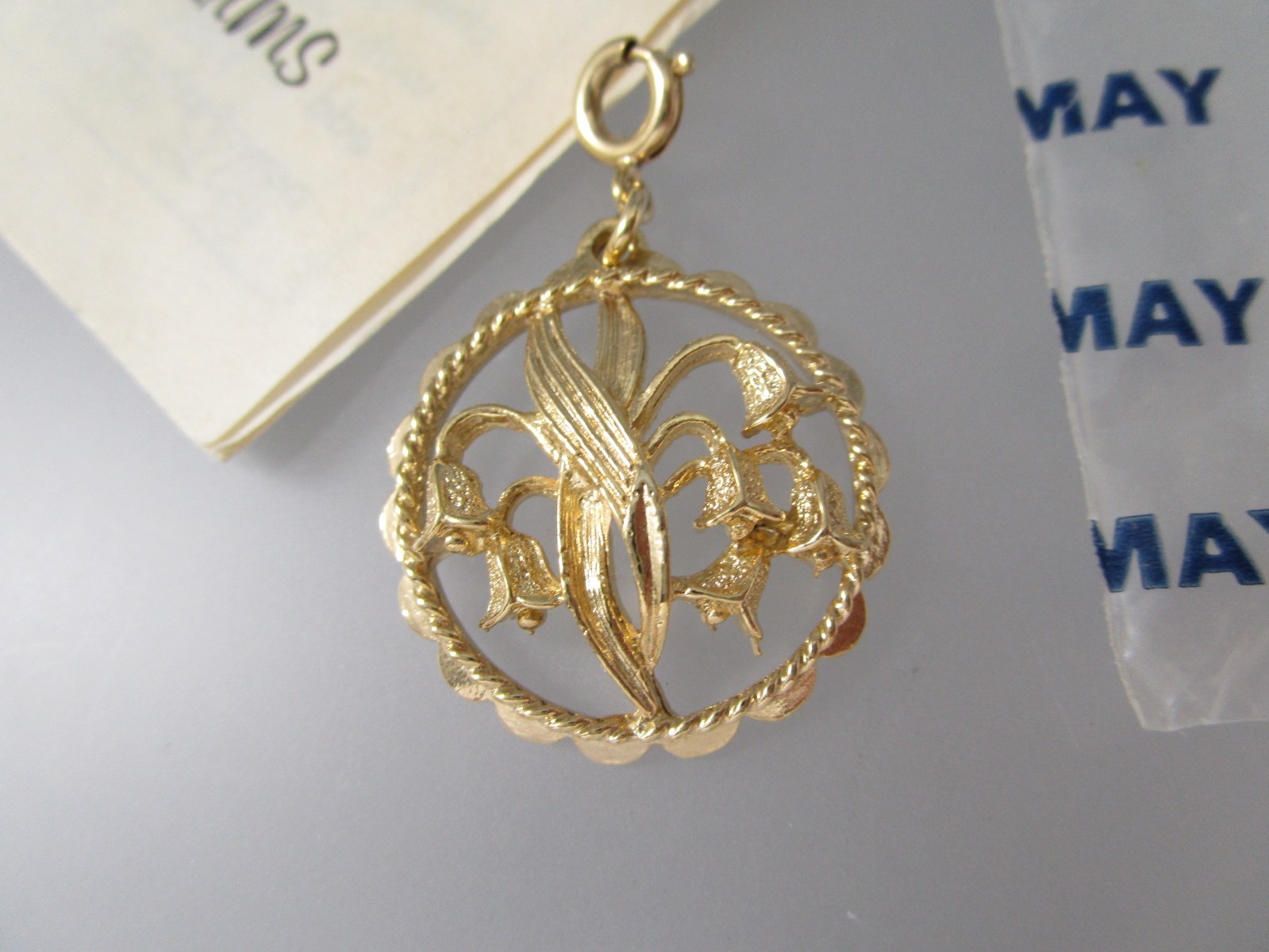 Vintage 1967 SARAH COVENTRY Flower of the Month MAY Dangling Bracelet Charm 986