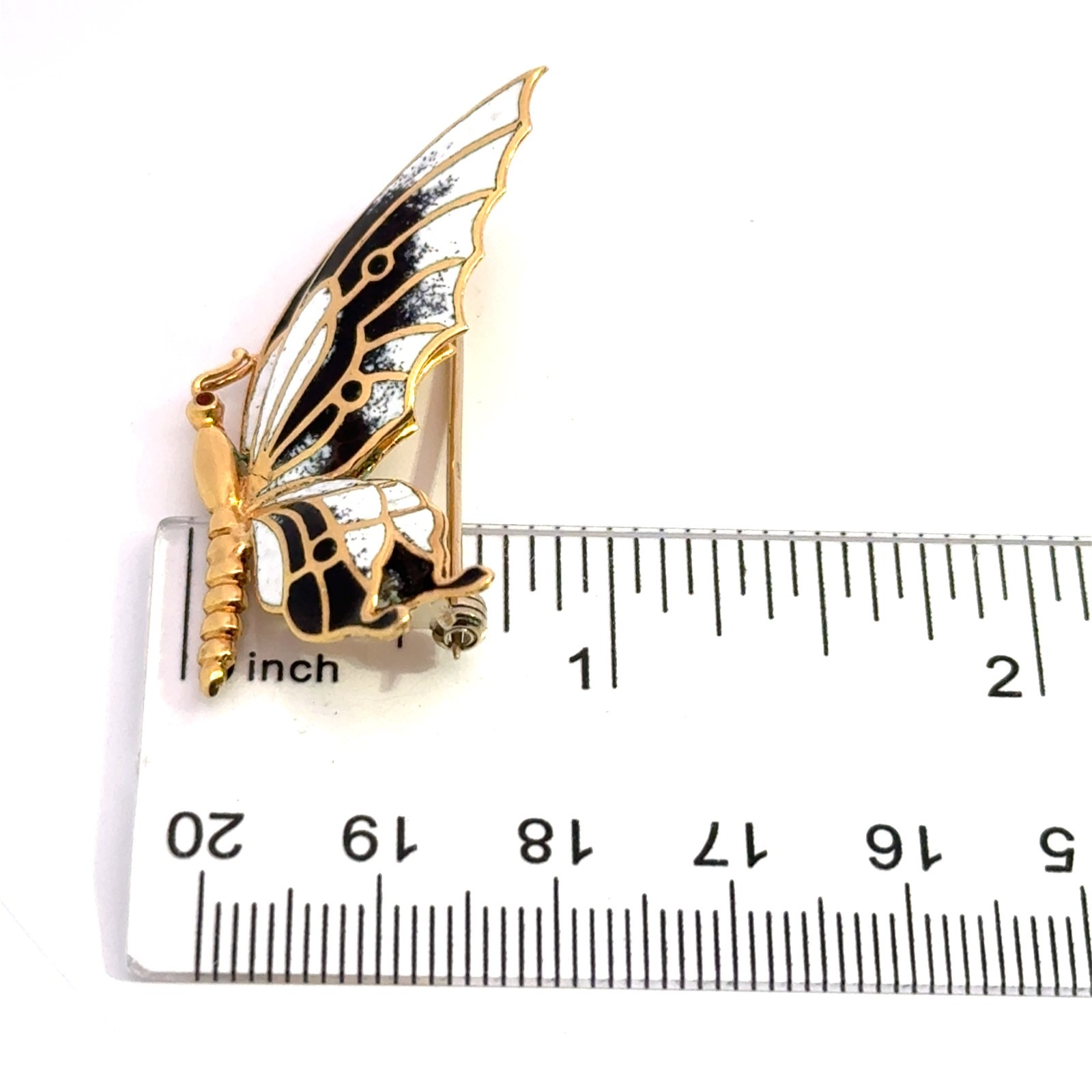 18k Stamped Yellow Gold White & Black Enamel Butterfly Brooch Pin