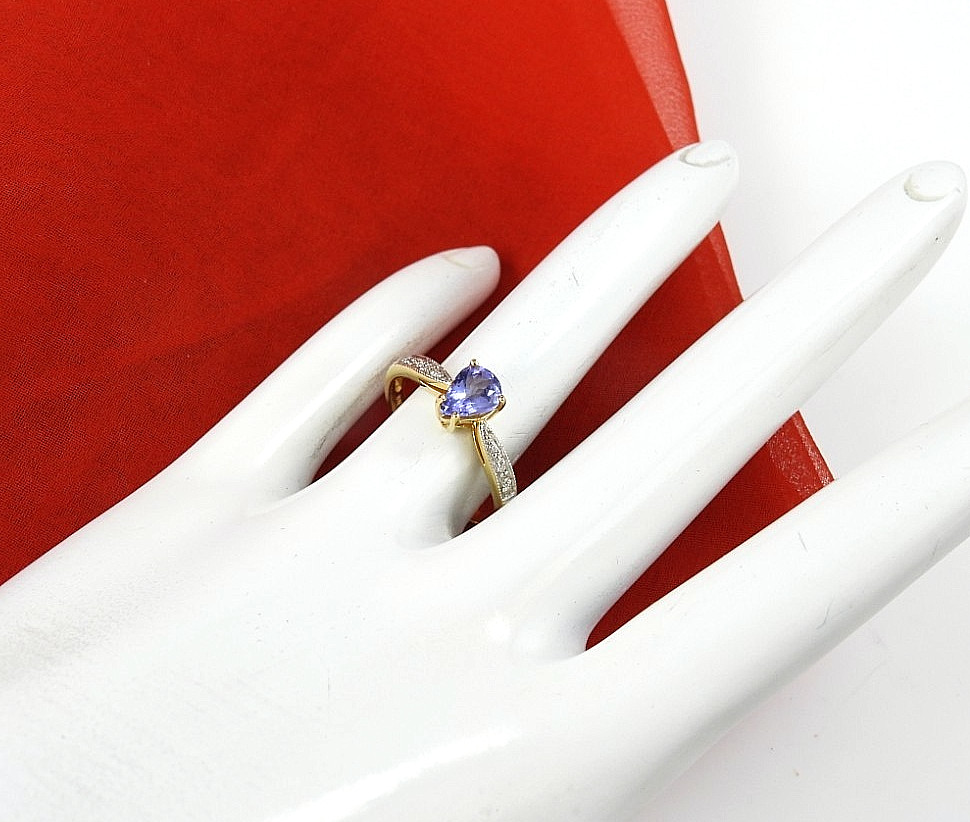 18K Gold Blue Violet Tanzanite Color Pear Cut Ring Diamond Accent Fine Jewelry