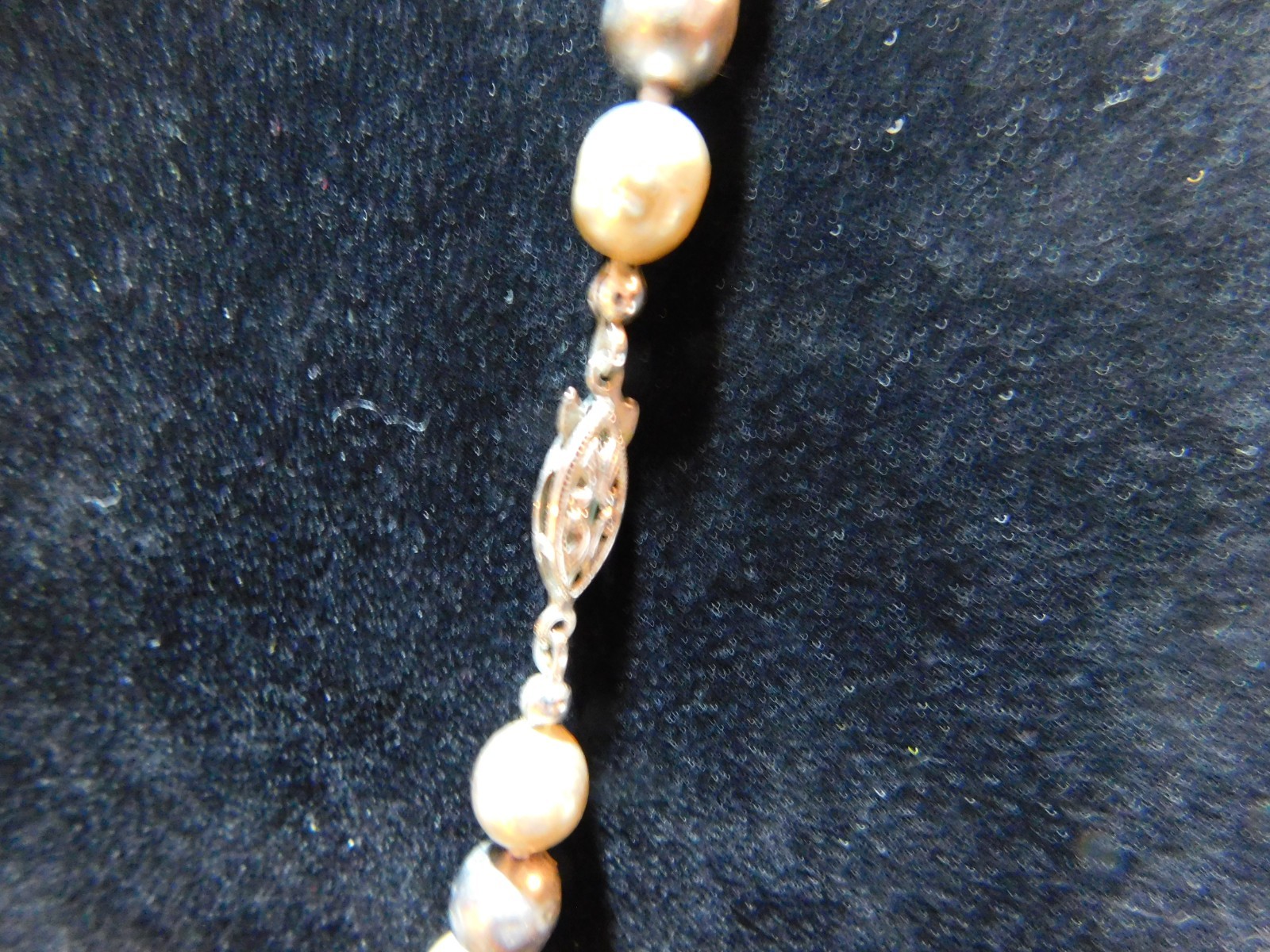 Vintage 23″ Silver Tone Bead Necklace w/Lobster Claw Clasp Marked G.Silver