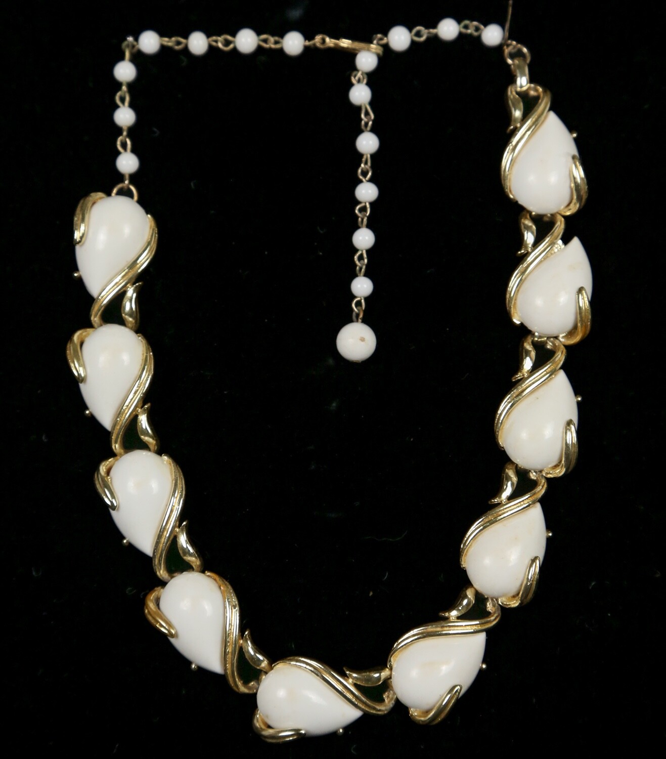 Vtg Coro Necklace 1955 Ivory Teardrop and Gold Tone Metal 17” (see 1955 ad pic)