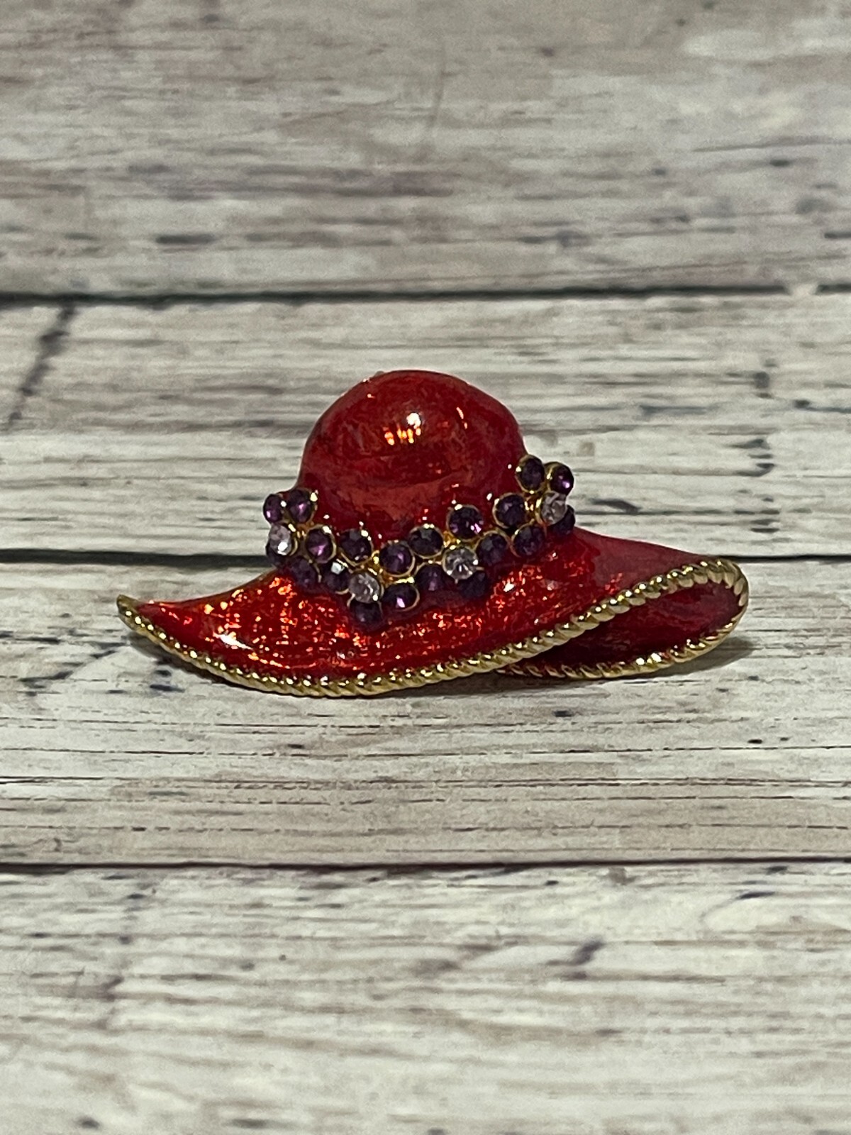 Red Hat Society Women’s Pin Brooch (inv2)