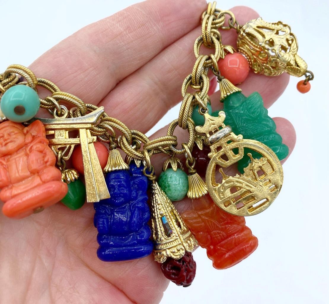Wonderful Gold-Tone Napier Asian Buddha Theme Chunky Lush Charm Bracelet