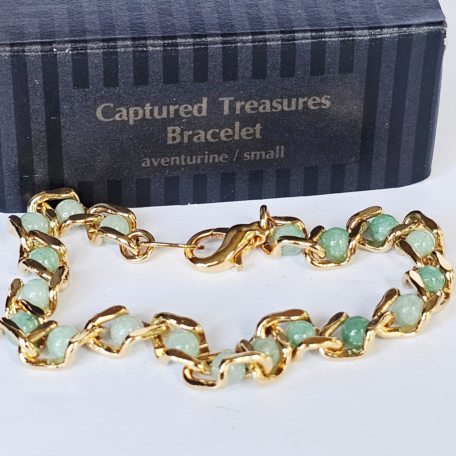 Vintage Boho Captured Treasures Aventurine Bracelet Gold Tone Green Stone Earthy