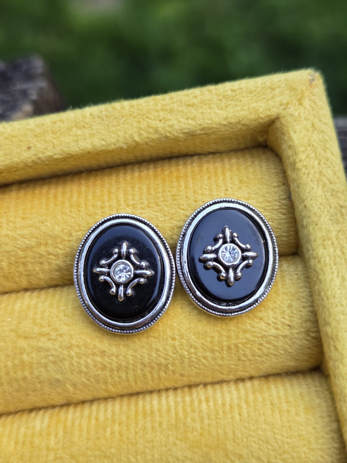 Vintage Avon Chesterfield Collection Convertible Pierced Earrings 1980