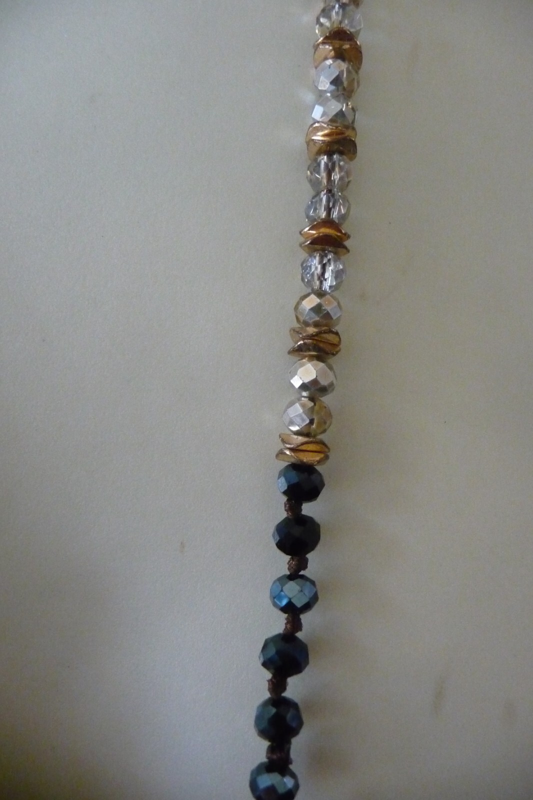 17″L BLACK & GRAY FACETED CRYSTAL BEADS HAND KNOTTED NO CLASP NECKLACE #95A