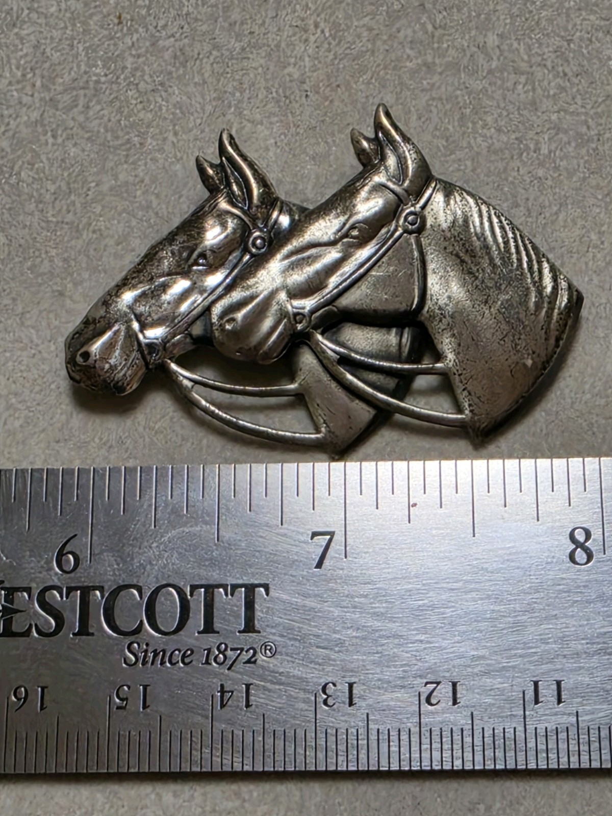 Sterling Silver Double Horse Head Equestrian Pin Possibly Carl Art Vintage 1940