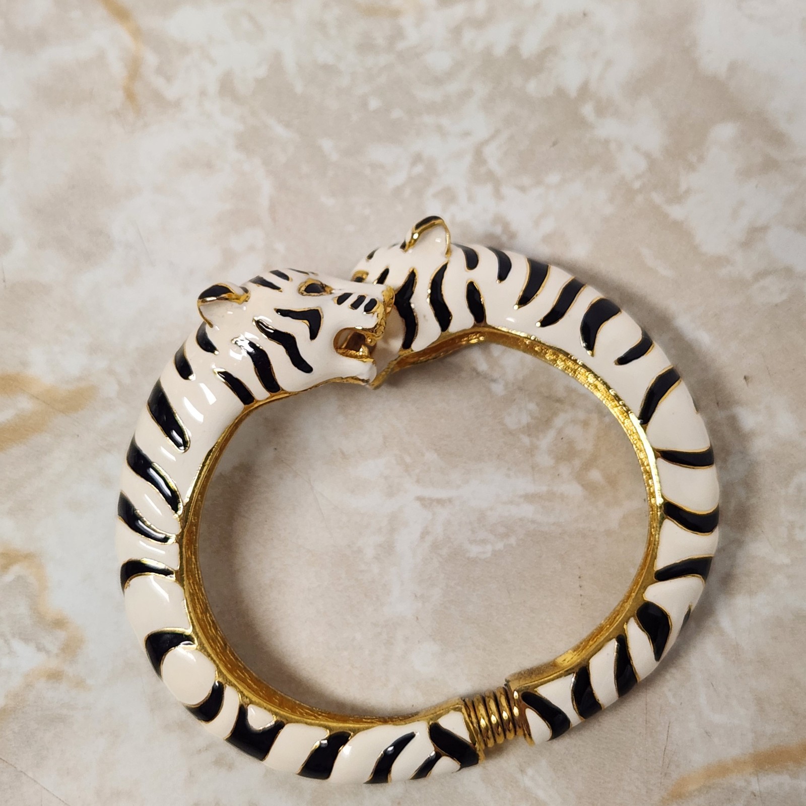 Kenneth Jay Lane KJL White Black Gold Enamel Double Head Tiger Bracelet Signed