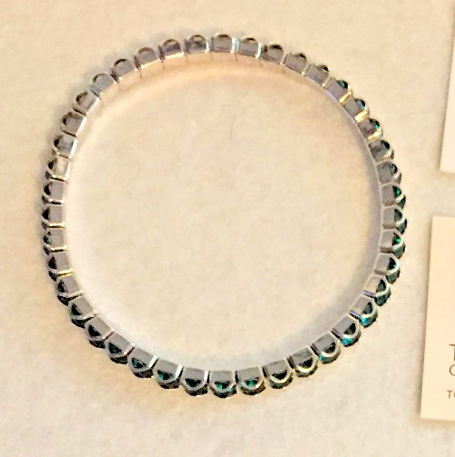 TOUCHSTONE SWAROVSKI CRYSTAL MAY EMERALD BIRTHSTONE STRETCH BRACELET NWT