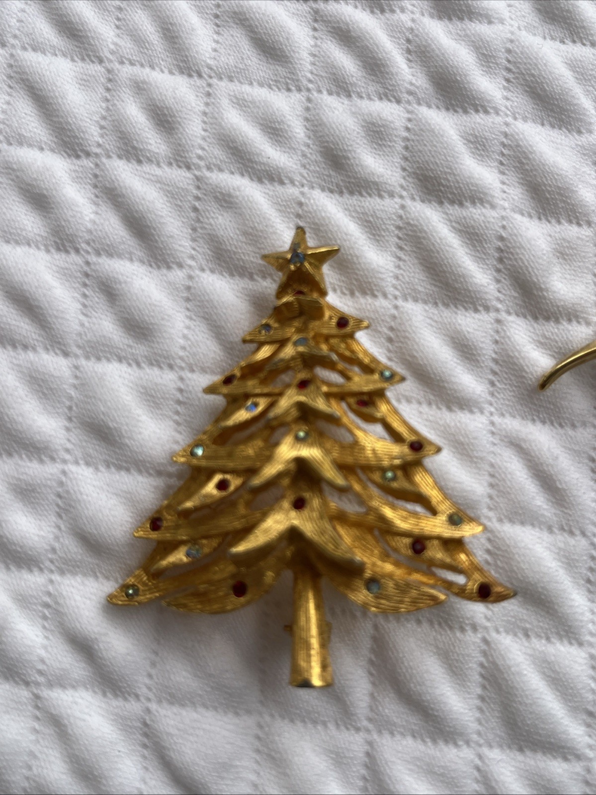 vintage hummingbird Christmas Tree Whimsical Brooch’s
