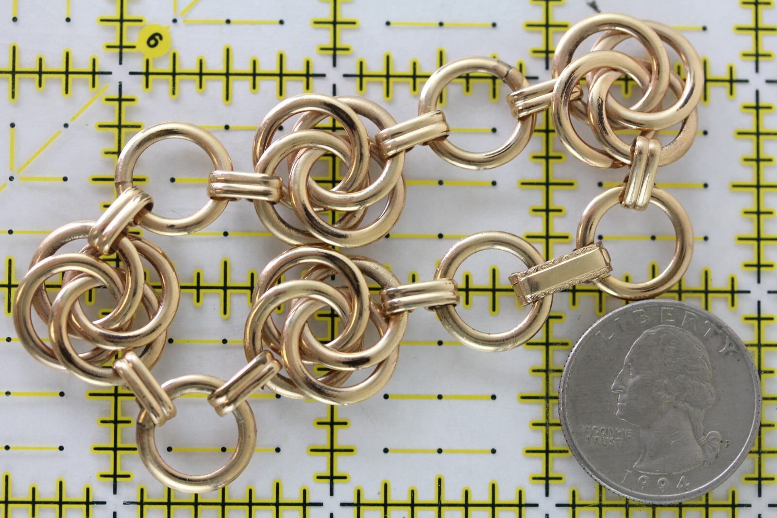 VINTAGE 1940s CIRCLE KNOT GOLD FILLED CHAIN LINK BRACELET 7.25″ RETRO STACK