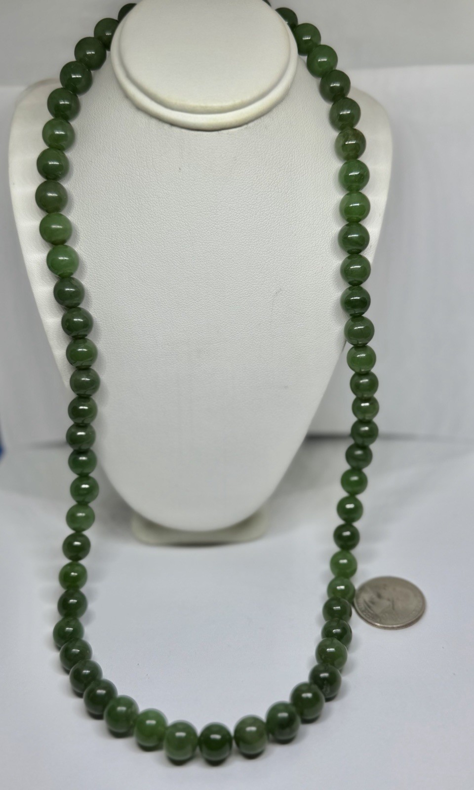 Vintage 8mm Dark Green Jade Beads Necklace Goldtone Clasp 23”