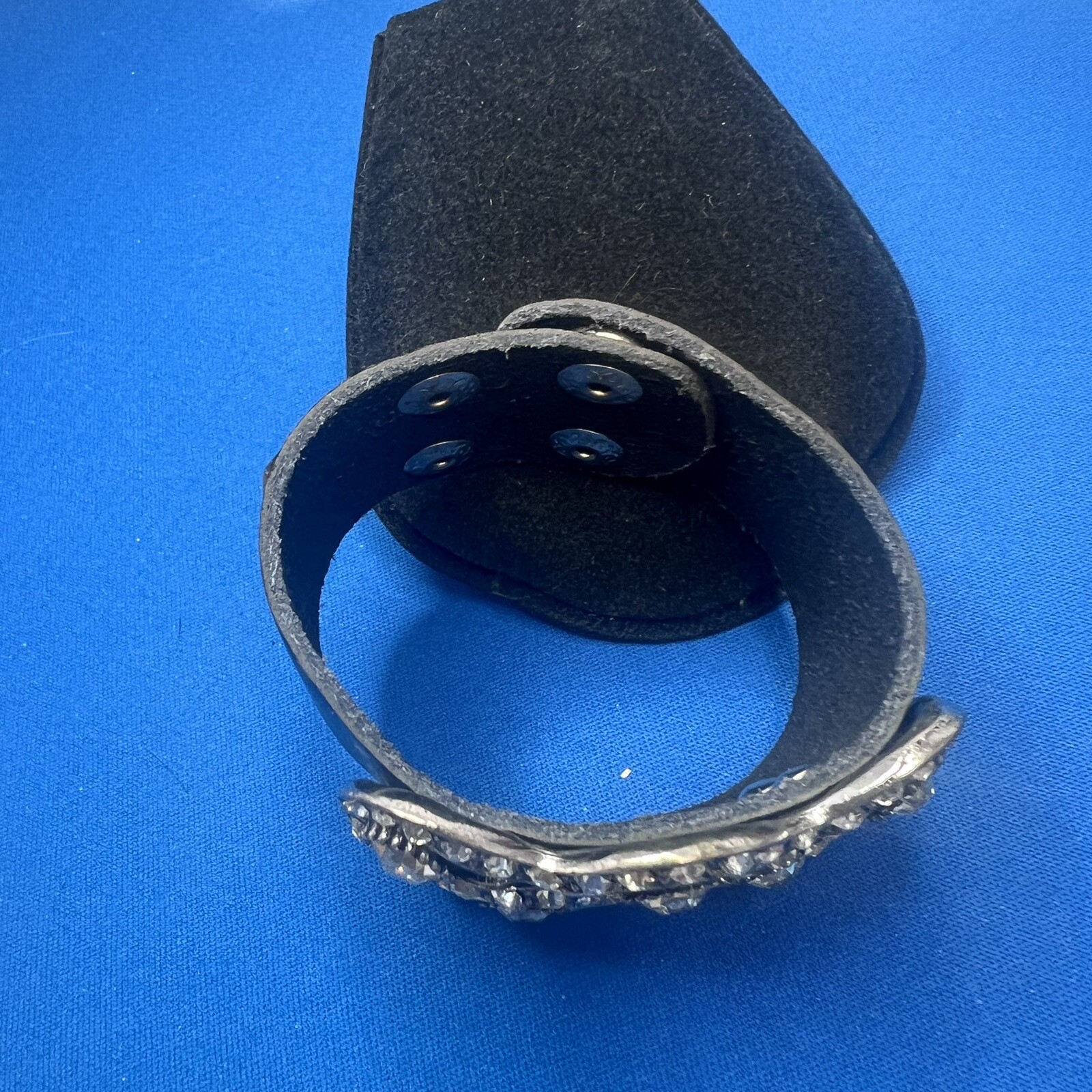 Black Leather 1.5″ Wide Snap Closure Rhinestone Crystal Silver 7-7.5″ Bracelet