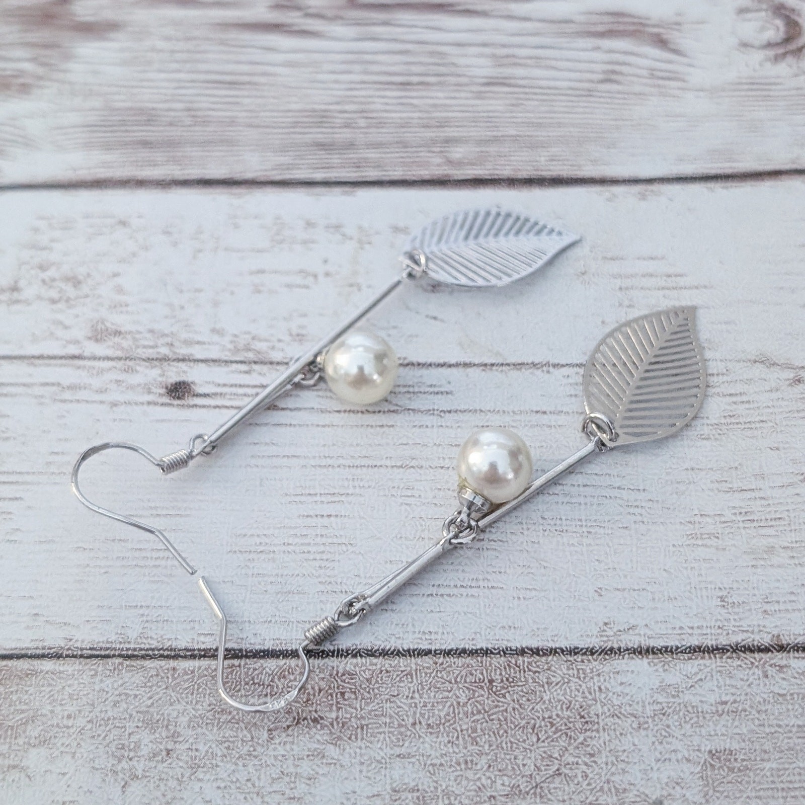 Vintage Dangle Earrings Faux Pearl & Leaf Long Dangle for Pierced Ears 925 Hooks