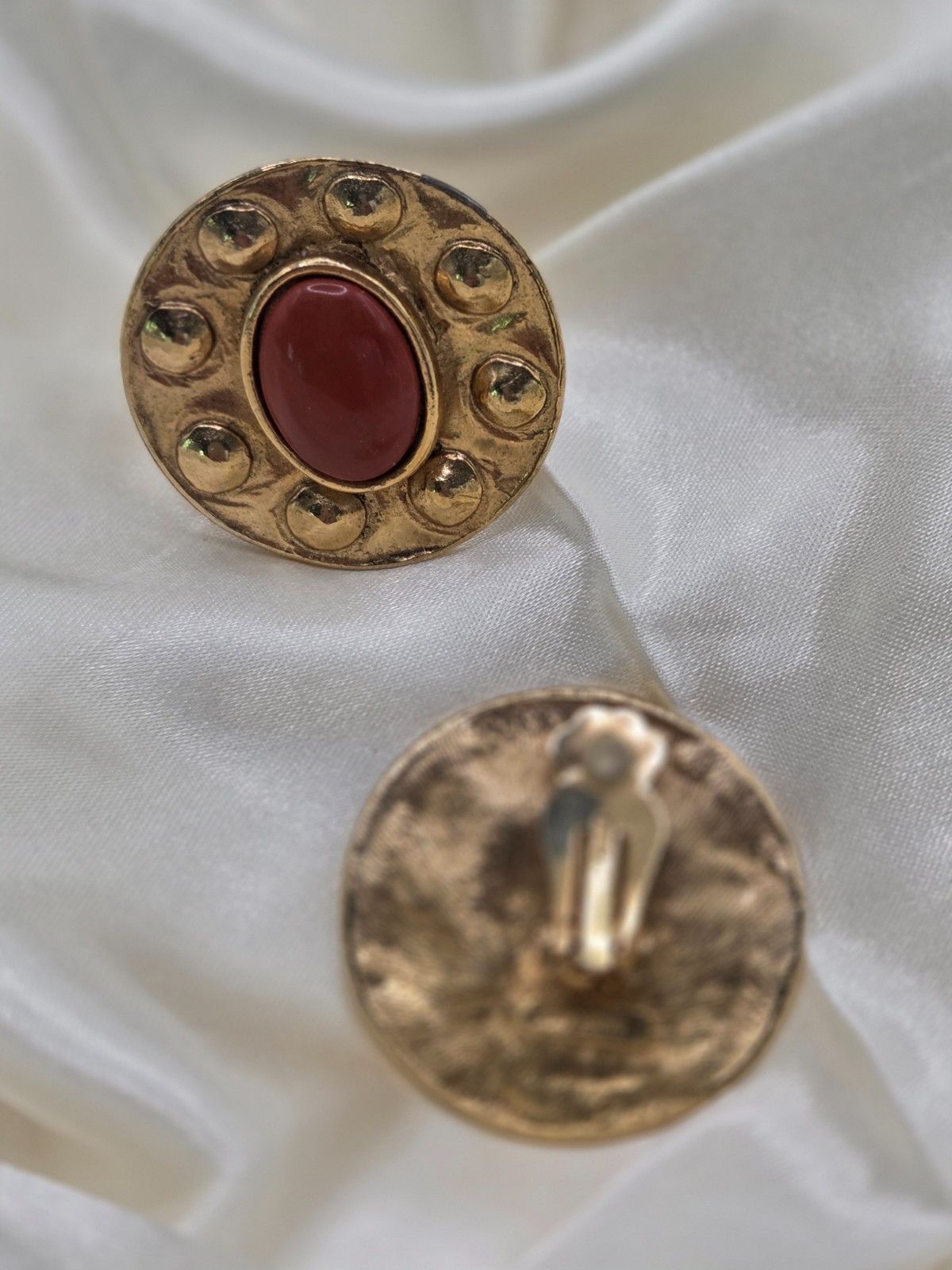 Vintage Dauplaise Round Gold Tone Clip Earrings with Brown Cabochon