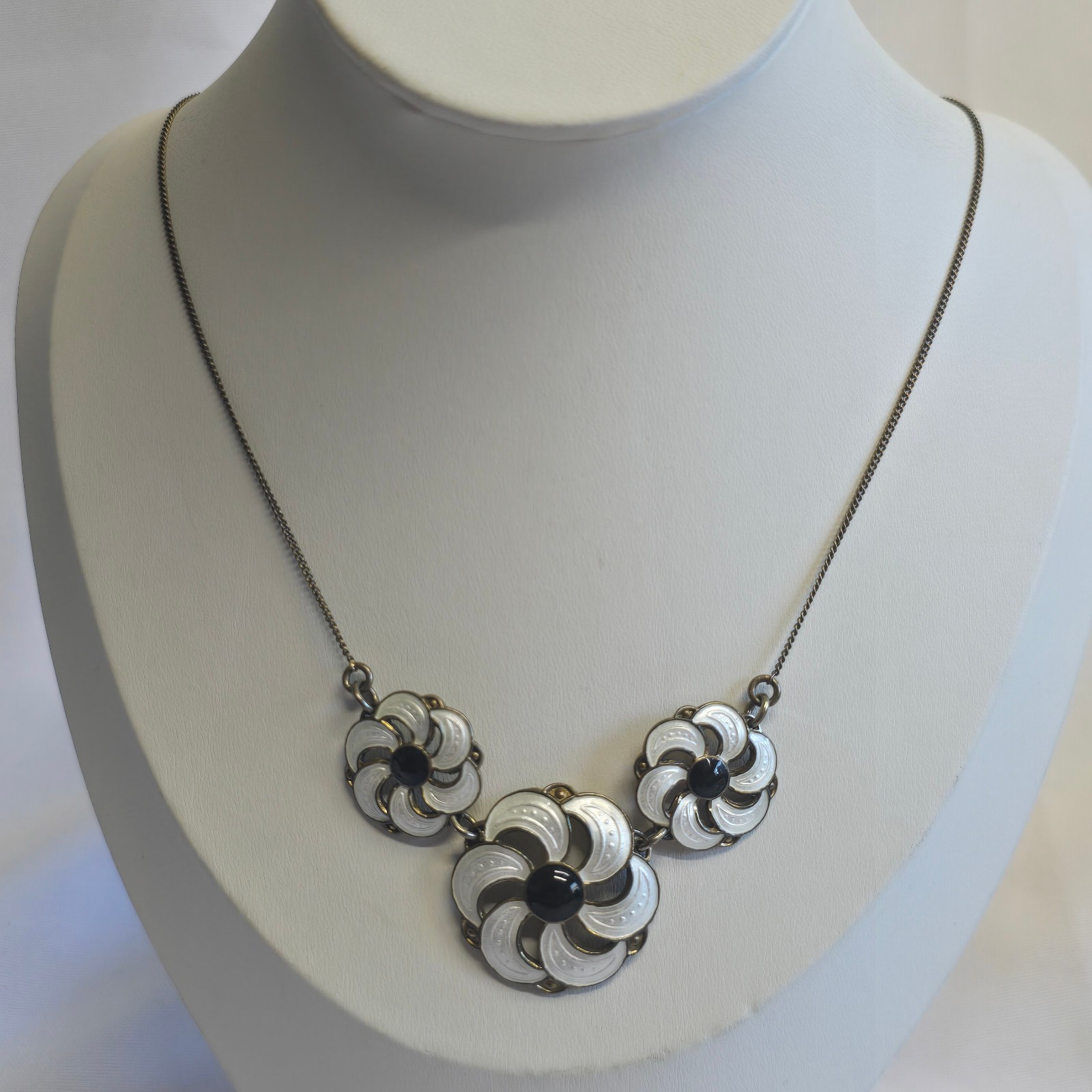Vtg Sterling Silver Gold Wash Floral Necklace 11.17g Fine Jewelry 16.75″ Chain